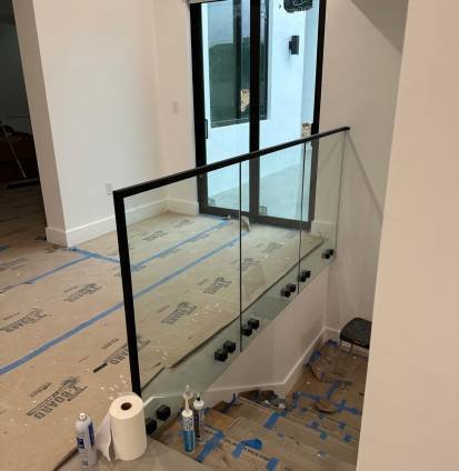 imgi_188_Alphaglass5l-116