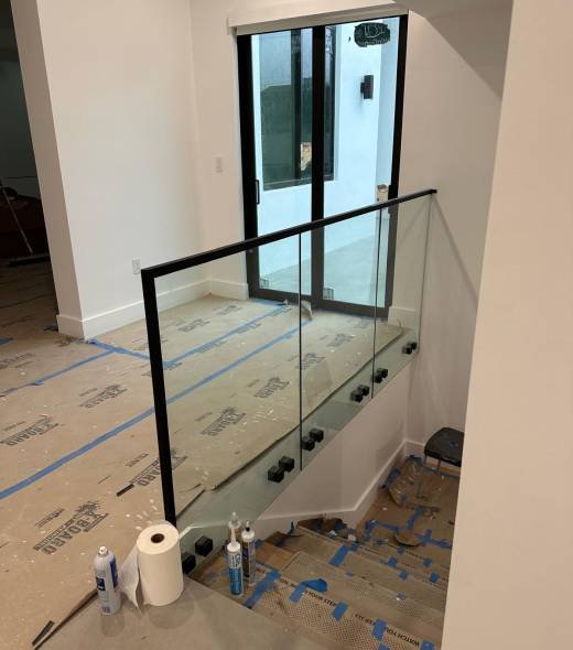 imgi_188_Alphaglass5l-116